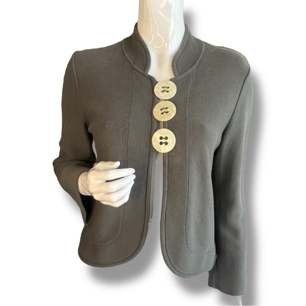 Willow Luxury 3-Button Gunmetal Jacket. Women’s Size Small.